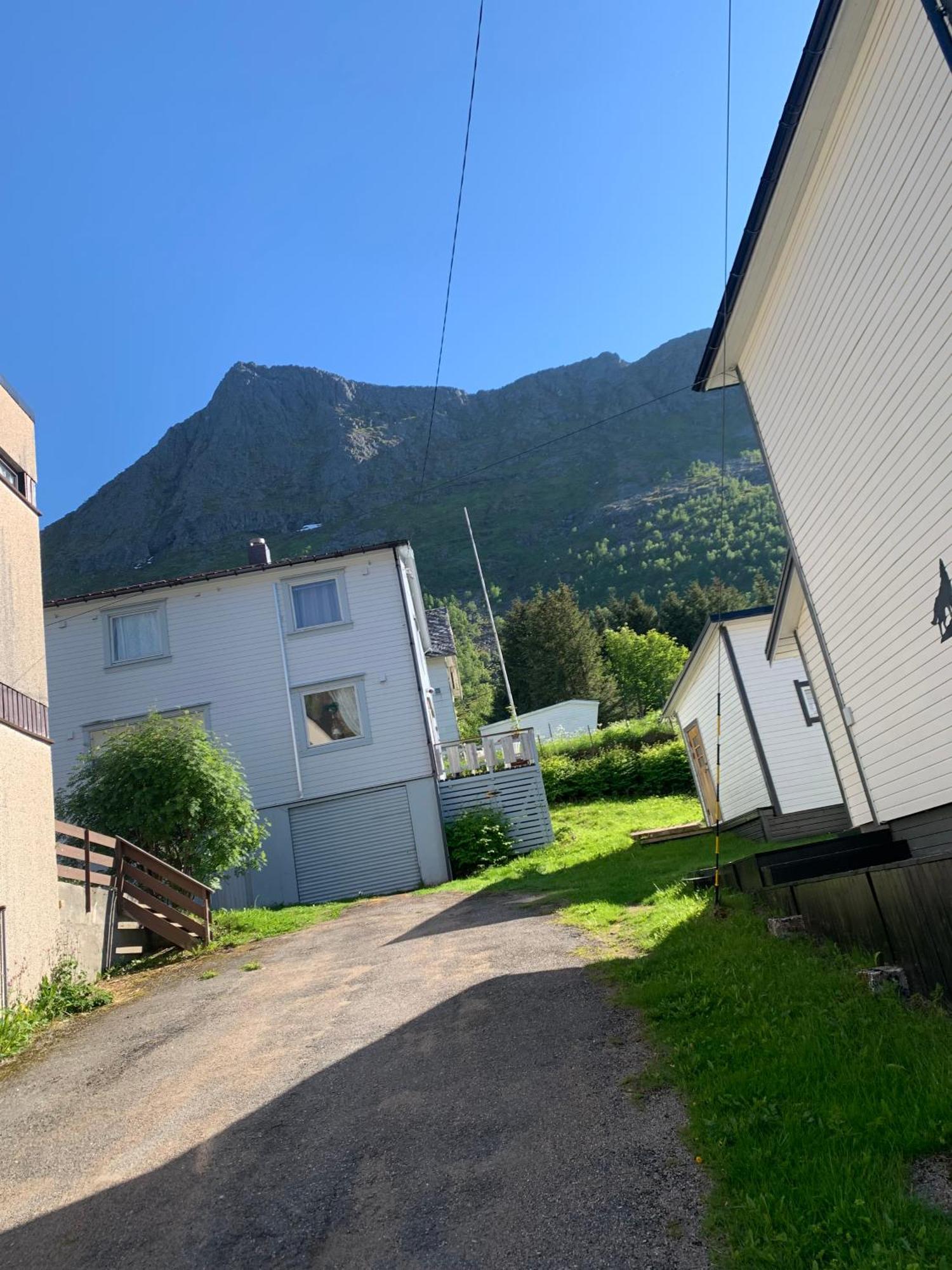 House Apartment Gryllefjord Exterior photo